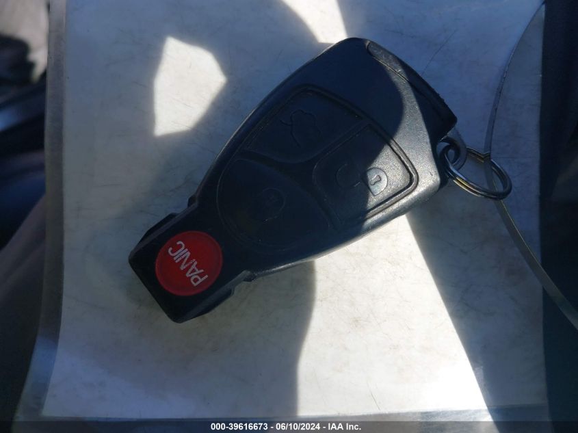 2004 Mercedes-Benz E 320 4Matic VIN: WDBUF82J14X160016 Lot: 39616673