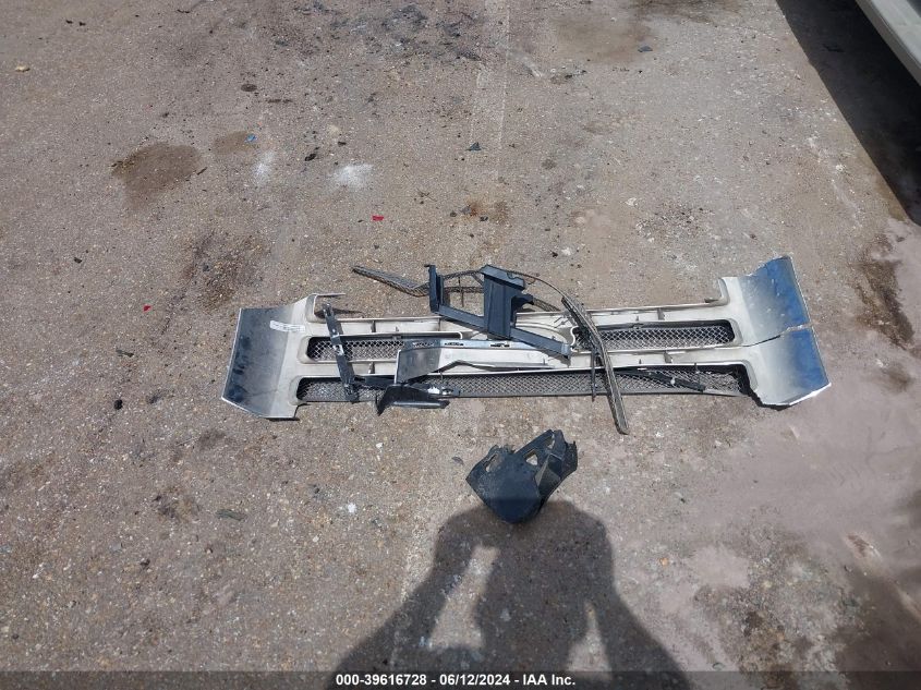 2008 Ford Expedition Eddie Bauer/King Ranch VIN: 1FMFU17518LA17188 Lot: 39616728