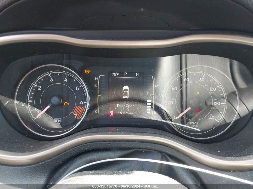 2014 Jeep Cherokee Latitude VIN: 1C4PJLCB5EW139345 Lot: 39616770