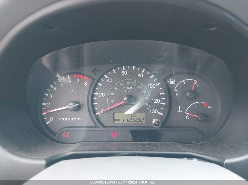 2005 Hyundai Accent Gls VIN: KMHCG45C35U614426 Lot: 39616843