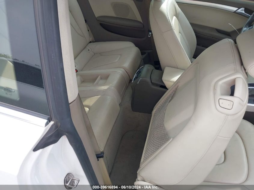 2010 Audi A5 2.0T Premium VIN: WAULFAFRXAA010180 Lot: 39616894