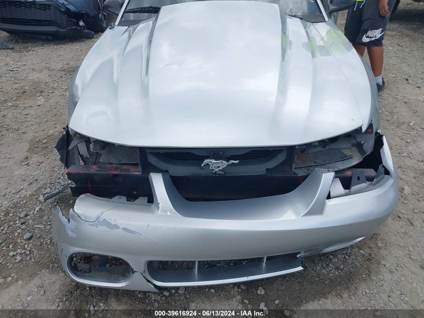 2004 Ford Mustang Gt VIN: 1FAFP42X64F189852 Lot: 39616924