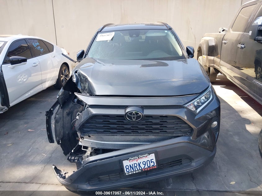 2020 TOYOTA RAV4 XLE - 2T3W1RFV4LC047273