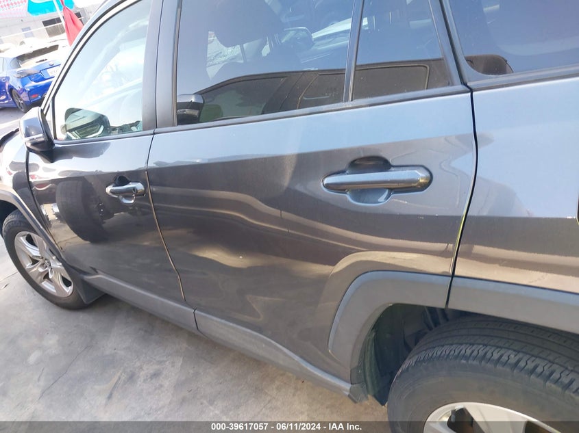 2020 TOYOTA RAV4 XLE - 2T3W1RFV4LC047273