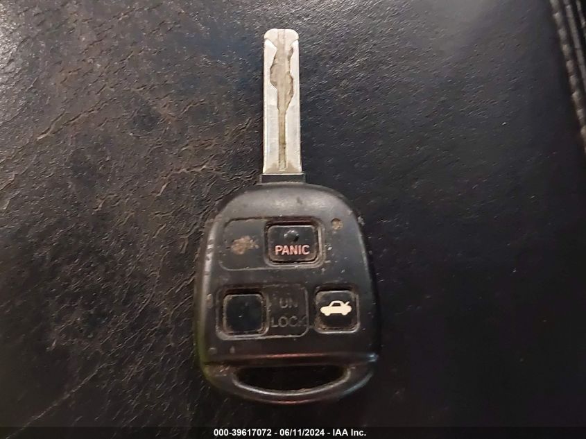 2004 Lexus Es 330 VIN: JTHBA30G240019237 Lot: 39617072