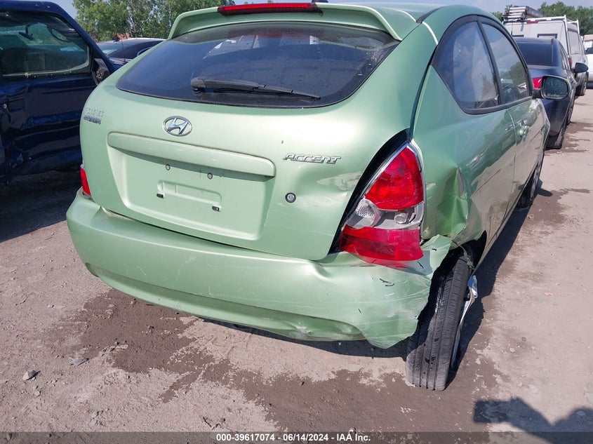 2011 Hyundai Accent Gs VIN: KMHCM3AC6BU186680 Lot: 39617074