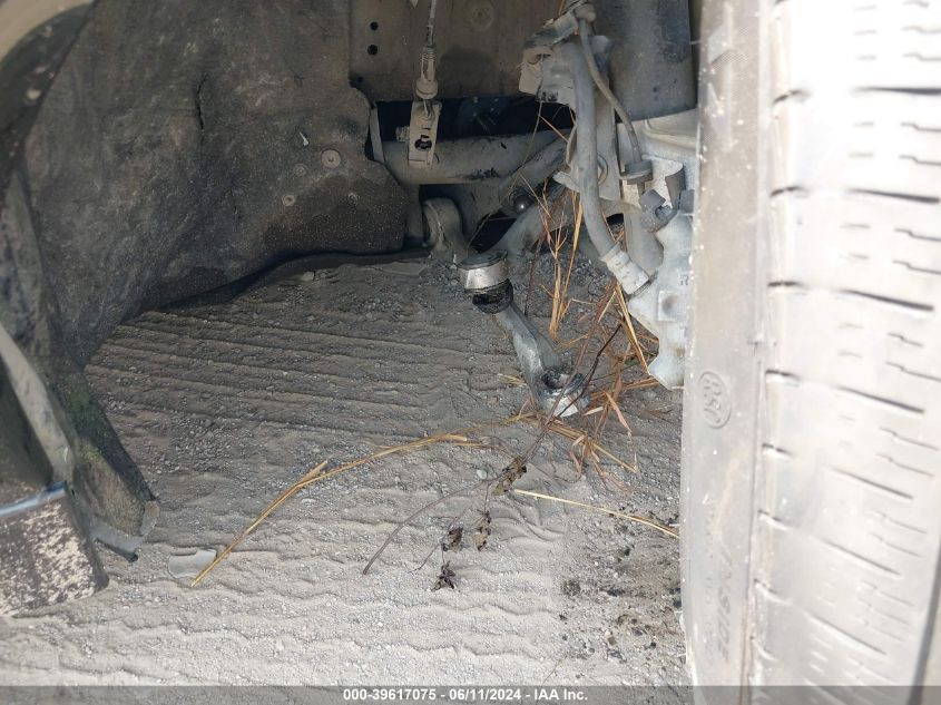 2015 BMW 320I VIN: WBA3B1G51FNT05112 Lot: 39617075