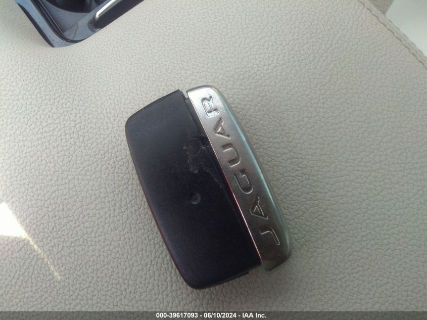 2016 Jaguar Xf 35T Prestige VIN: SAJBE4BV9GCY10392 Lot: 39617093