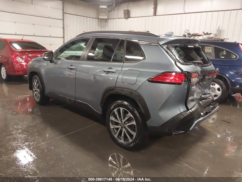 2022 Toyota Corolla Cross Xle VIN: 7MUDAABG6NV003445 Lot: 39617148