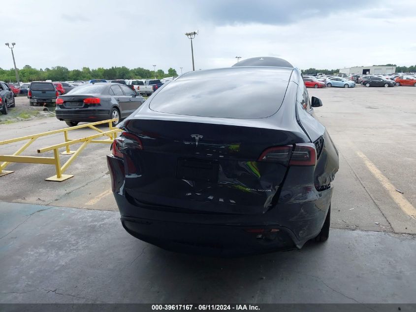 2024 Tesla Model Y Long Range Dual Motor All-Wheel Drive VIN: 7SAYGDEEXRA265887 Lot: 39617167