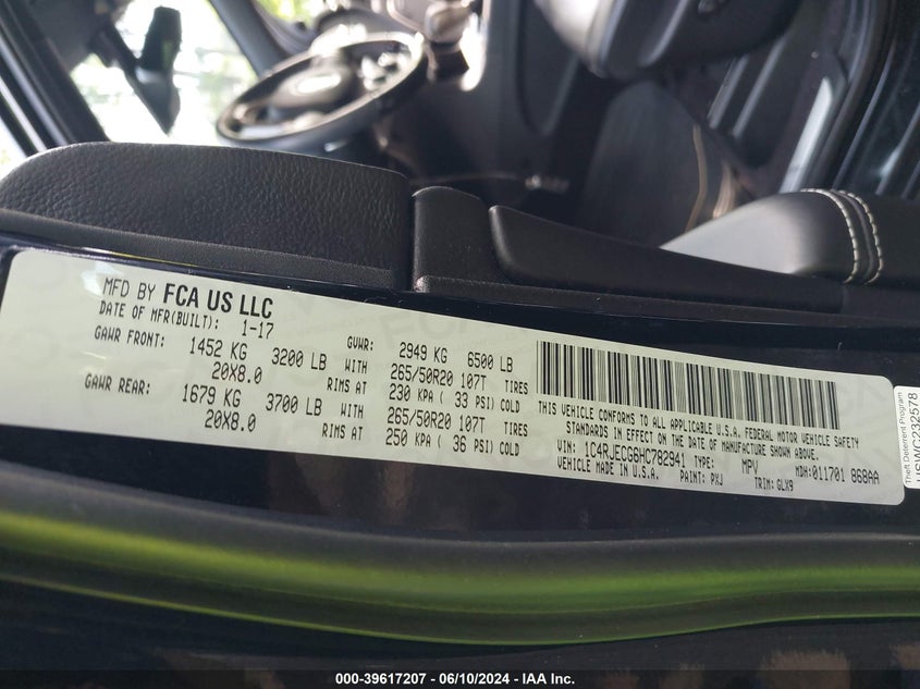 2017 Jeep Grand Cherokee Overland 4X2 VIN: 1C4RJECG6HC782941 Lot: 39617207