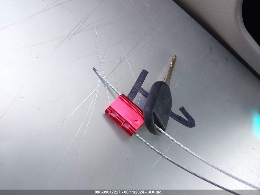 2002 Ford Explorer Xlt VIN: 1FMZU73E02UB59720 Lot: 39617227