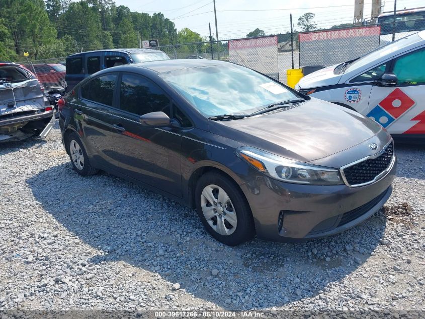 2018 Kia Forte Lx VIN: 3KPFL4A75JE182470 Lot: 39617266