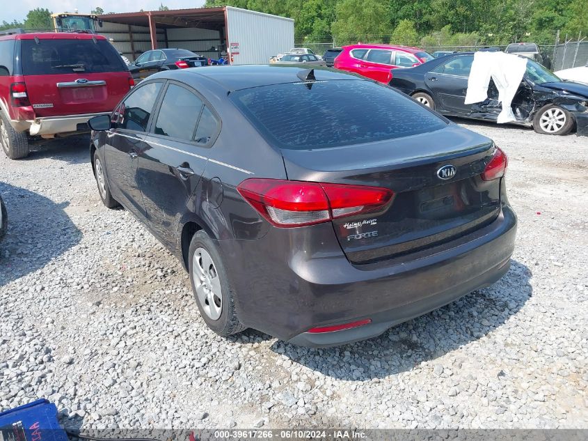 2018 Kia Forte Lx VIN: 3KPFL4A75JE182470 Lot: 39617266