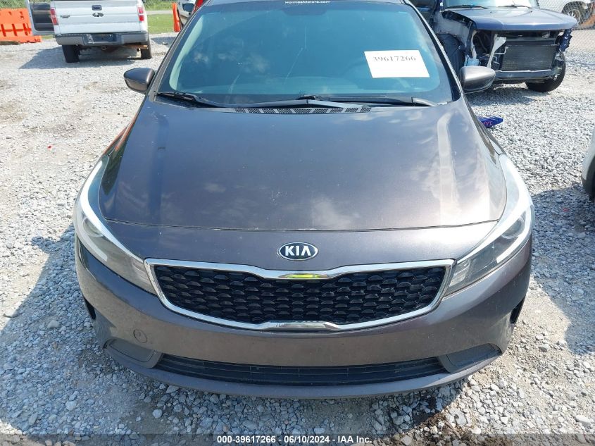 2018 Kia Forte Lx VIN: 3KPFL4A75JE182470 Lot: 39617266