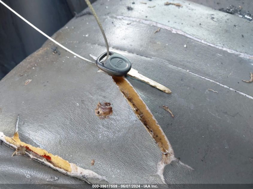 2006 Chevrolet Express Work Van VIN: 1GCGG25V861130539 Lot: 39617559