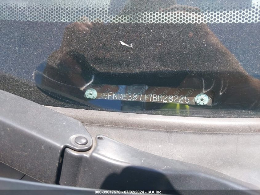 2007 Honda Odyssey Ex-L VIN: 5FNRL38717B028225 Lot: 39617570