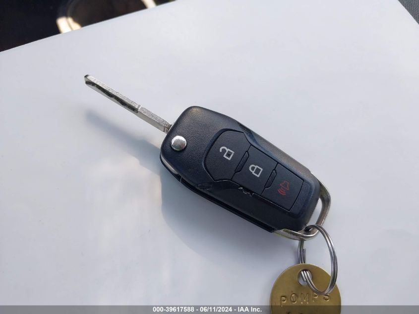 2017 Ford F-150 Xl VIN: 1FTMF1CF3HKC37765 Lot: 39617588