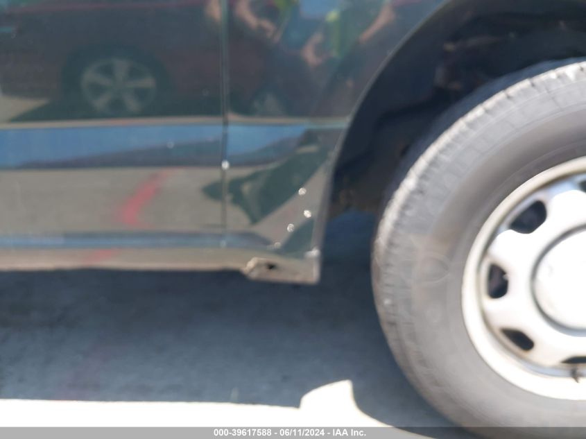 2017 Ford F-150 Xl VIN: 1FTMF1CF3HKC37765 Lot: 39617588