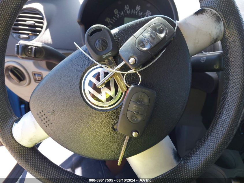 1999 Volkswagen New Beetle Gls VIN: 3VWCA21C3XM469165 Lot: 39617595