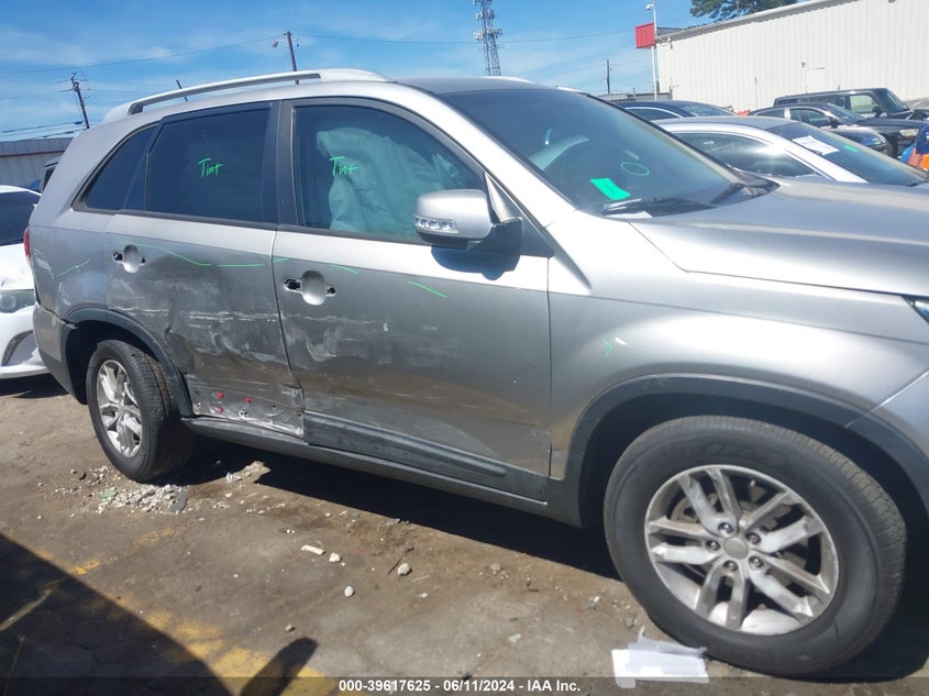 2015 Kia Sorento Lx VIN: 5XYKT3A6XFG641504 Lot: 39617625