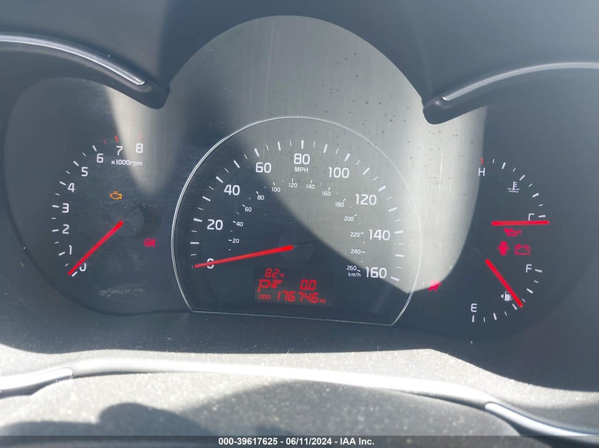 2015 Kia Sorento Lx VIN: 5XYKT3A6XFG641504 Lot: 39617625