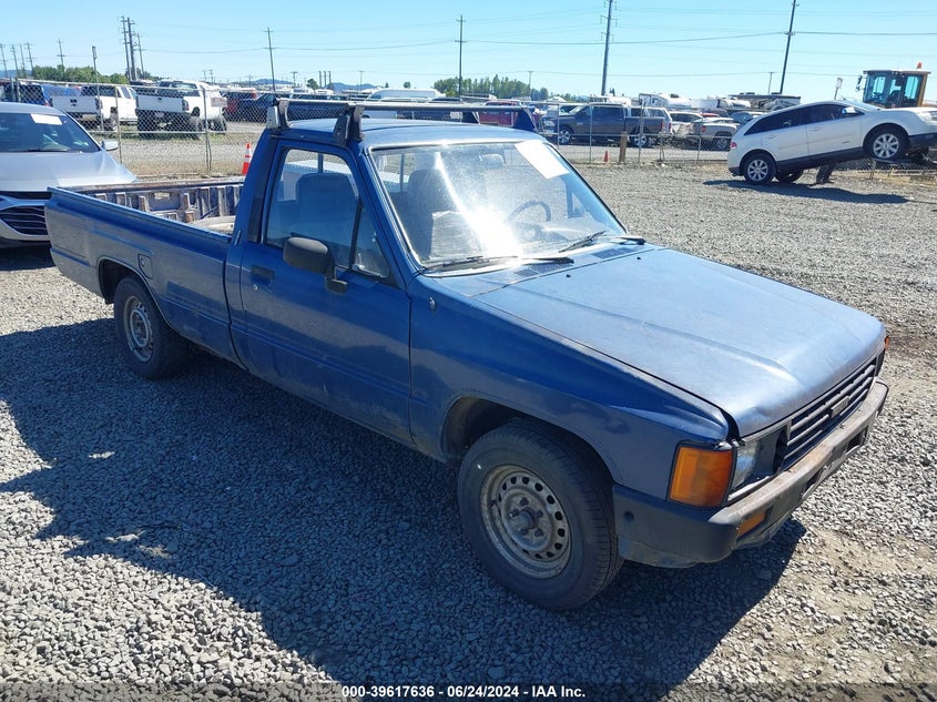 1985 Toyota Pickup 1/2 Ton Rn55 Dlx VIN: JT4RN55D7F0109145 Lot: 39617636
