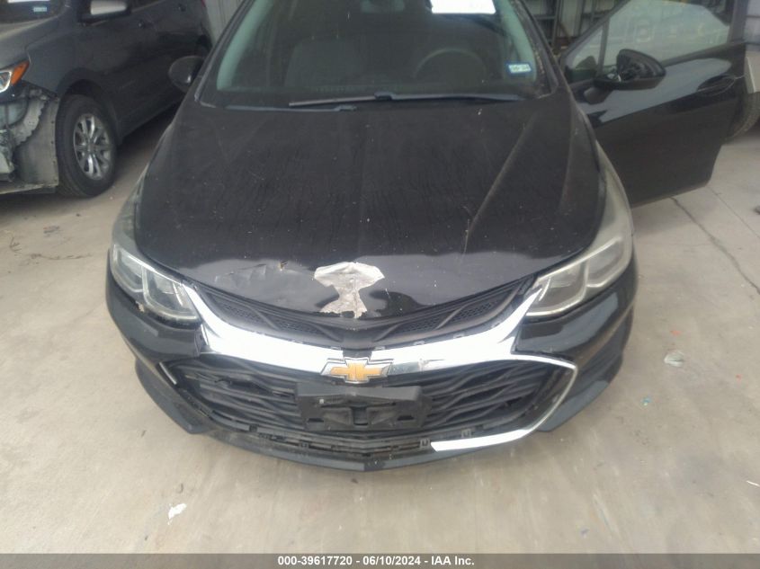 2019 Chevrolet Cruze Ls VIN: 1G1BC5SM2K7100990 Lot: 39617720