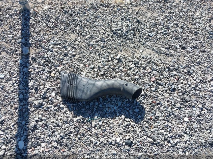 2000 Chevrolet Corvette VIN: 1G1YY32G7Y5131277 Lot: 39617739