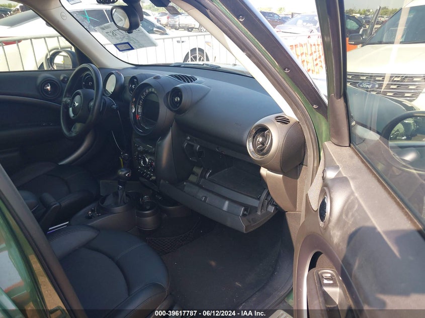 2015 Mini Countryman Cooper S VIN: WMWZC3C53FWT05745 Lot: 39617787