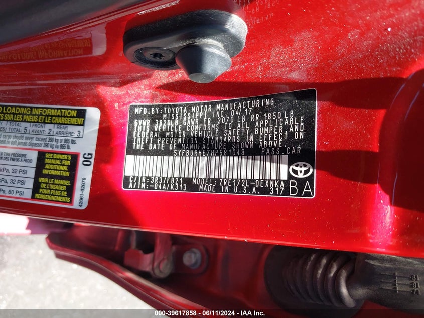 2017 Toyota Corolla Le VIN: 5YFBURHE7HP681048 Lot: 39617858