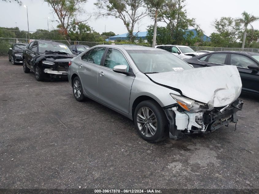 4T1BF1FK3HU369702 2017 TOYOTA CAMRY - Image 1