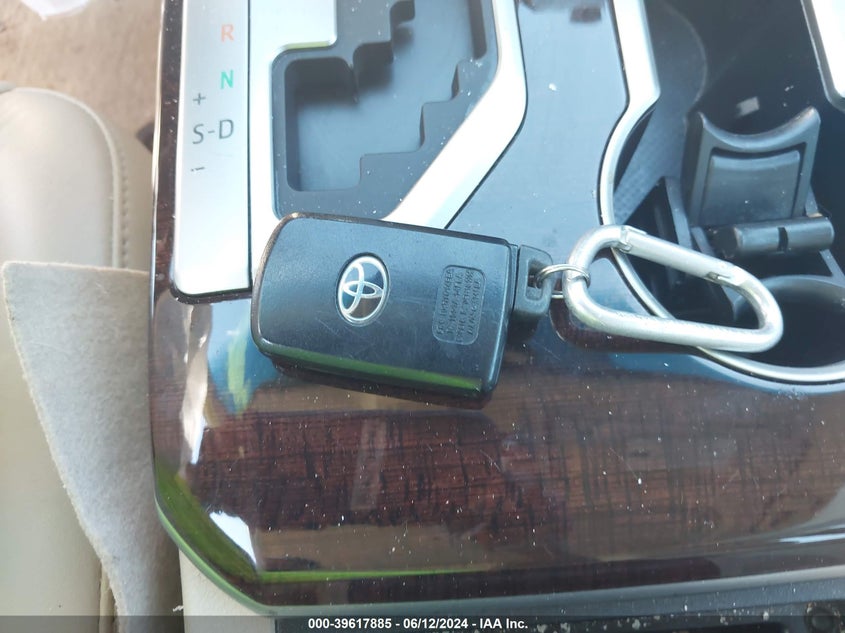 2012 Toyota Camry Xle VIN: 4T1BF1FK6CU582510 Lot: 39617885