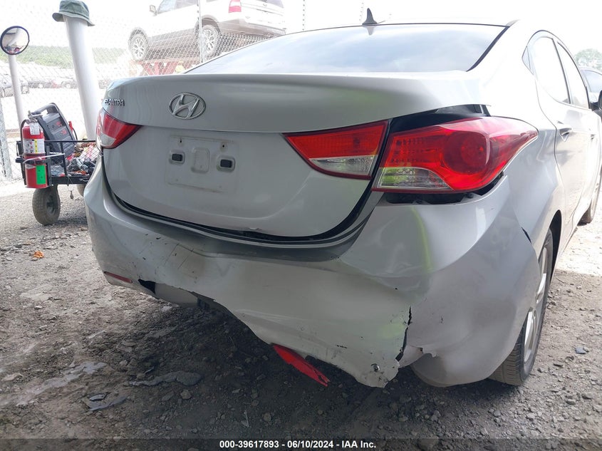 2013 Hyundai Elantra Gls VIN: KMHDH4AE1DU820769 Lot: 39617893