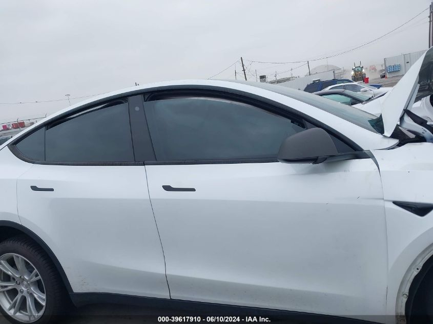 2020 Tesla Model Y Long Range Dual Motor All-Wheel Drive VIN: 5YJYGDEE9LF043655 Lot: 39617910