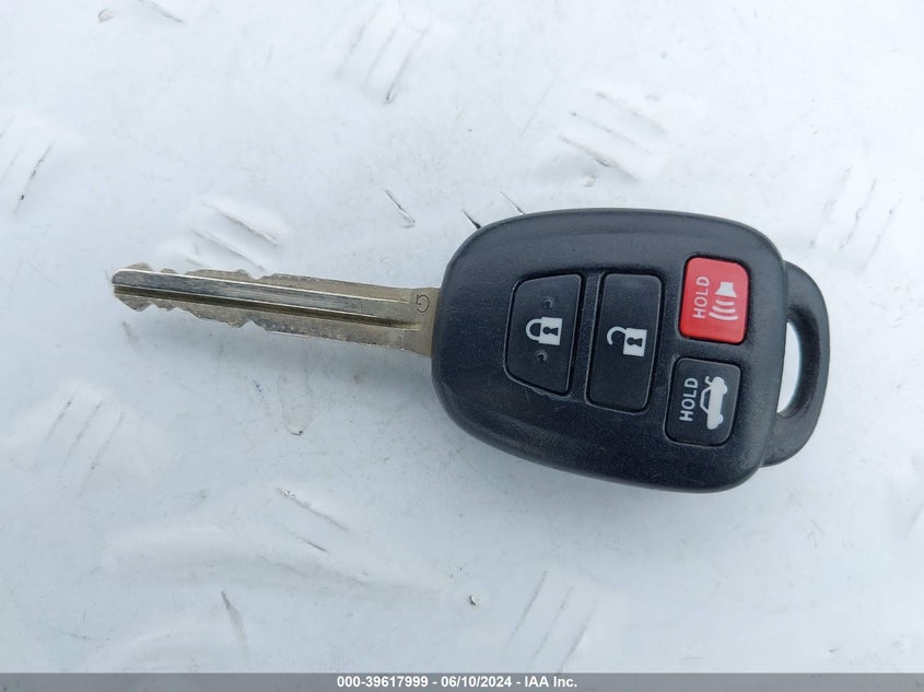 2012 Toyota Camry Se VIN: 4T1BF1FK7CU077561 Lot: 39617999