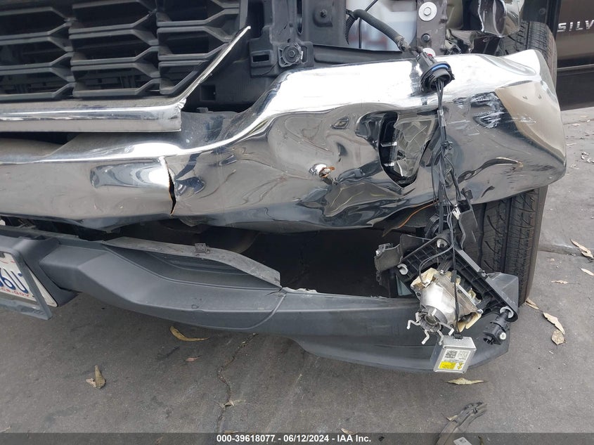 2018 Chevrolet Silverado 1500 1Lt VIN: 1GCRCREC6JZ327568 Lot: 39618077