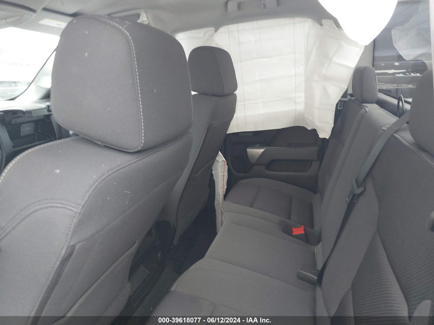 2018 Chevrolet Silverado 1500 1Lt VIN: 1GCRCREC6JZ327568 Lot: 39618077