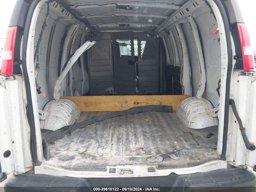 2017 Chevrolet Express 2500 Work Van VIN: 1GCWGAFF5H1301313 Lot: 39618122