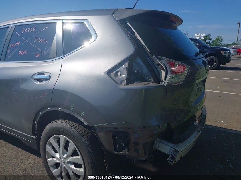 2015 Nissan Rogue S VIN: KNMAT2MV5FP504203 Lot: 39618124