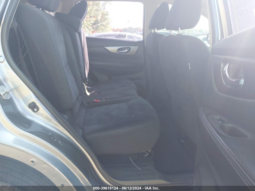 2015 Nissan Rogue S VIN: KNMAT2MV5FP504203 Lot: 39618124