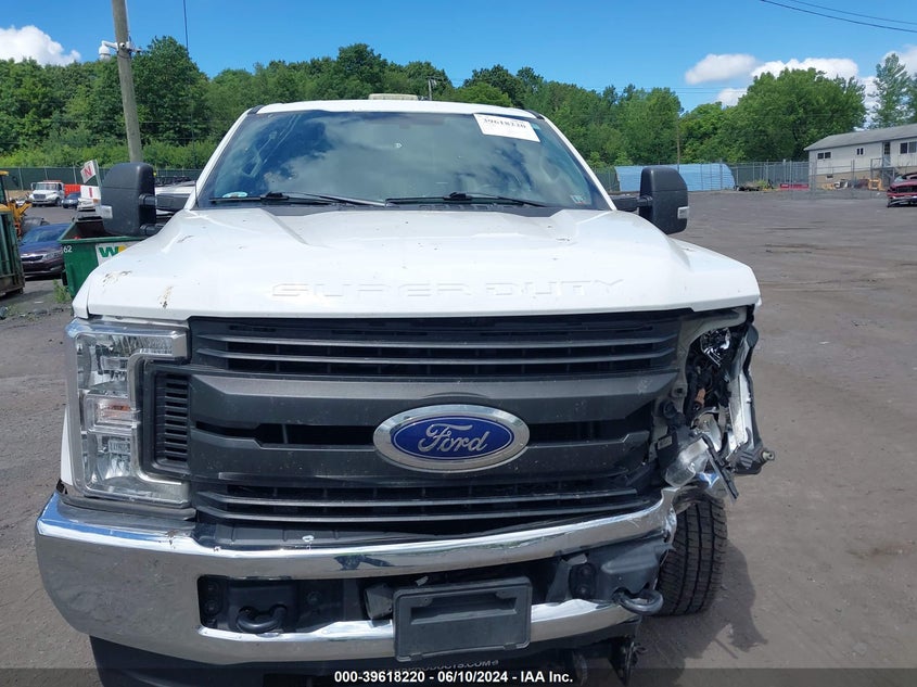2019 Ford F-250 Xl VIN: 1FTBF2B63KEG30010 Lot: 39618220