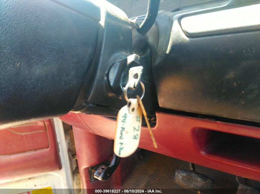 1994 Ford F350 VIN: 2FDJF37H0RCA65772 Lot: 39618227