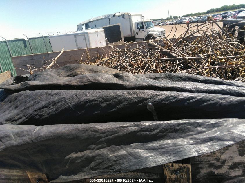 1994 Ford F350 VIN: 2FDJF37H0RCA65772 Lot: 39618227