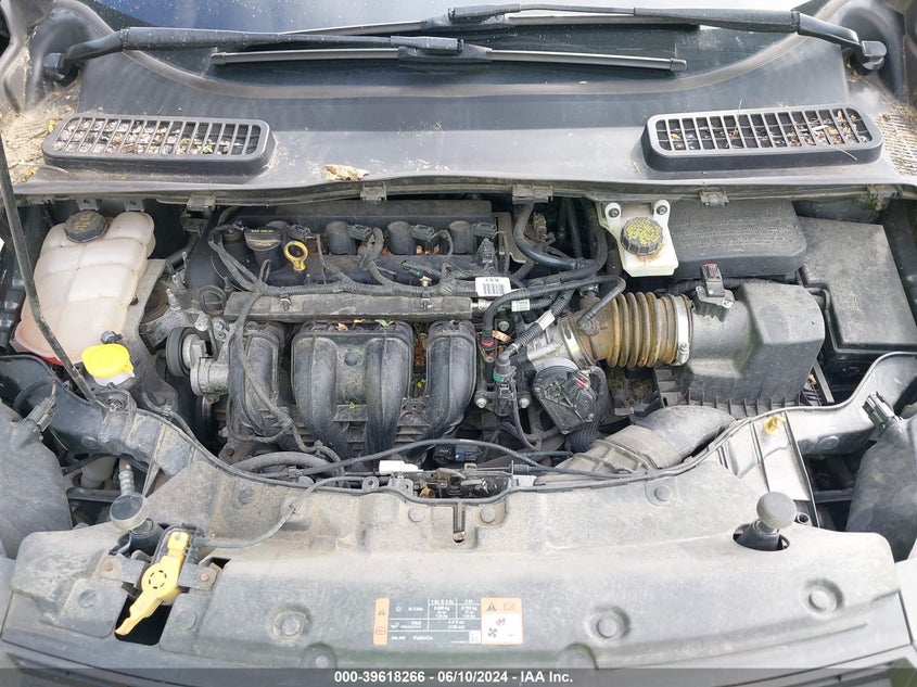 2015 Ford Escape S VIN: 1FMCU0F77FUB87028 Lot: 39618266