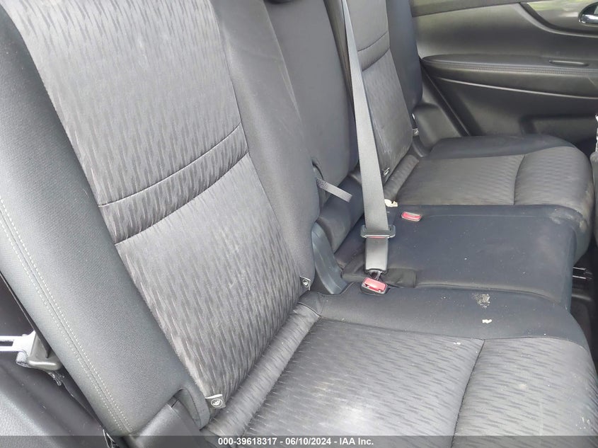 2018 Nissan Rogue Sv VIN: JN8AT2MT3JW453138 Lot: 39618317