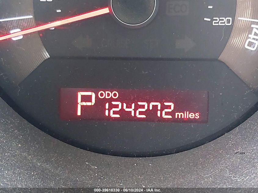 2011 Kia Soul + VIN: KNDJT2A28B7305425 Lot: 39618330