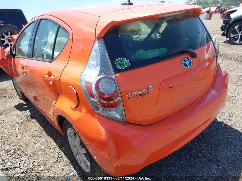 2013 Toyota Prius C Three VIN: JTDKDTB37D1043692 Lot: 39618331