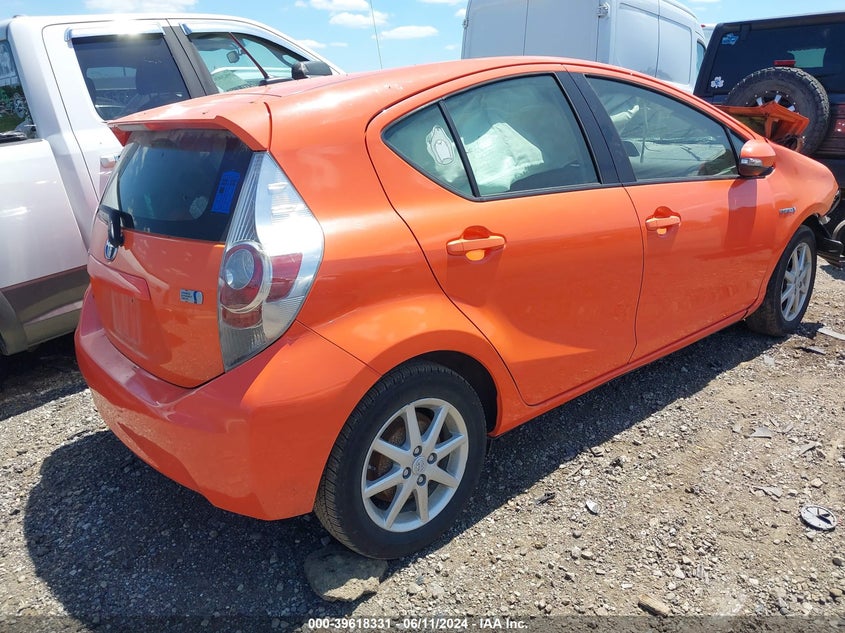 2013 Toyota Prius C Three VIN: JTDKDTB37D1043692 Lot: 39618331