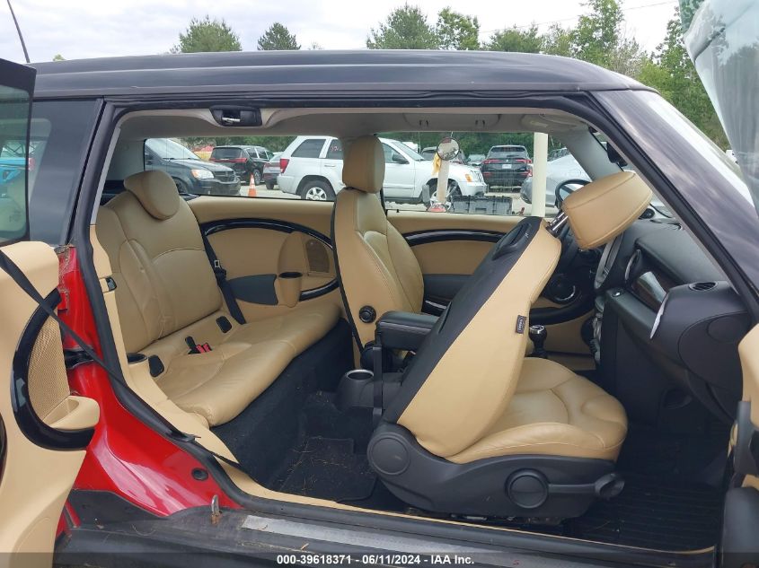 2010 Mini Cooper S Clubman VIN: WMWMM3C55ATP75874 Lot: 39618371